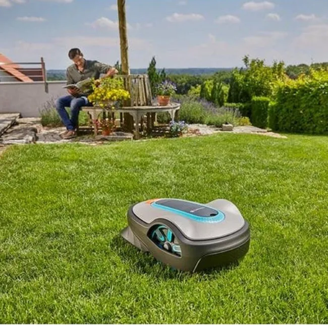Robot Tondeuse Connecté GARDENA Sileno Life Bluetooth 750 m²